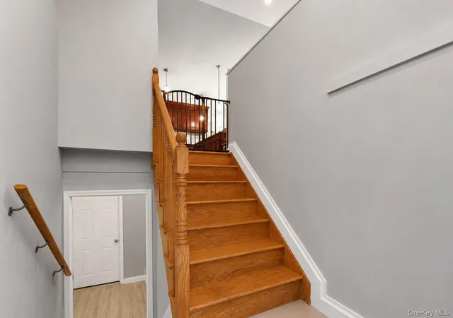 Photo 3 of Single family home for sale at 23 Hazelwood Rd N, Mamakating, NY 12790 | MLS# 964064 | Listing updated on 2026-09-03