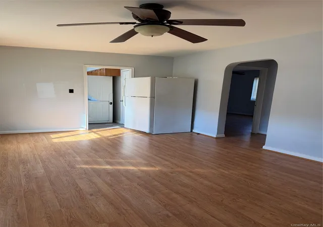 4th image of 260-56 75Th Ave, New York, NY 11004