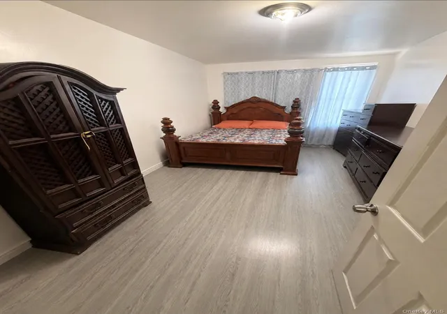 Photo 3 of Multi family home for sale at 1139 Noble Ave, Bronx, NY 10472 | MLS# 964086 | Listing updated on 2026-08-28