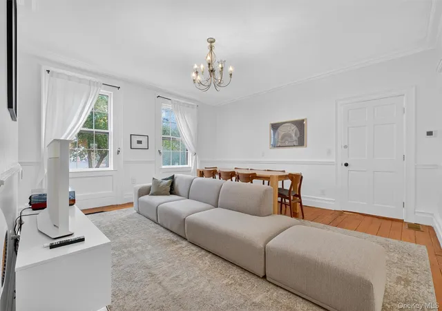 Photo 4 of Single family home for sale at 181 Union St, Poughkeepsie (town), NY 12601 | MLS# 964091 | Listing updated on 2026-10-08