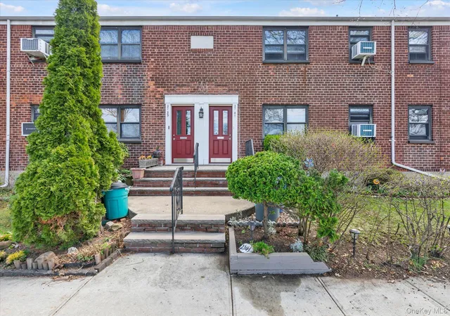 1st image of 21 41 Utopia Pkwy #LOWER, Whitestone, NY 11357 | MLS# 964101