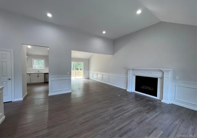 5th image of 56 Aspen Dr, Mastic Beach, NY 11951 | MLS# 964179