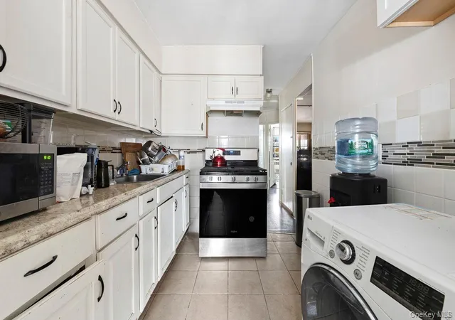 Photo 3 of House for sale at 1336 East 99 St, New York, NY 11236 | MLS# 964192 | Listing updated on 2026-08-14