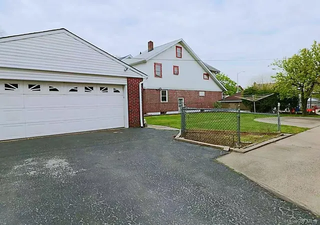 Photo 3 of Sale Pending at 153-06 32nd Avenue, Flushing, NY 11354 | MLS# 964256 | Listing updated on 2026-04-01