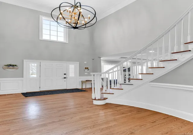 Photo 3 of Sale Pending at 19 Sassinoro Blvd, Cortlandt, NY 10567 | MLS# 964265 | Listing updated on 2026-09-19