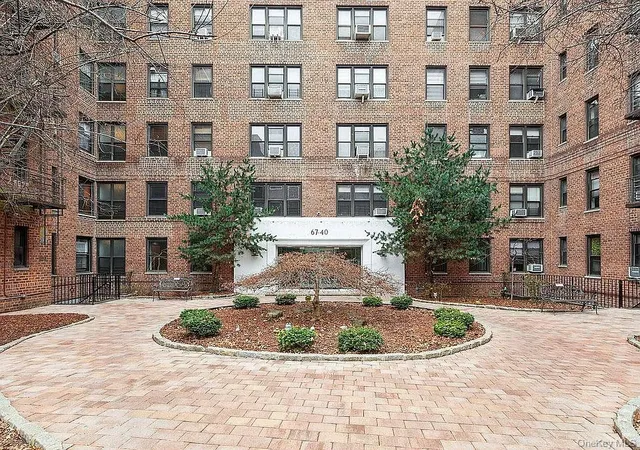 1st image of 67 40 Yellowstone Blvd #2E, Forest Hills, NY 11375 | MLS# 964354