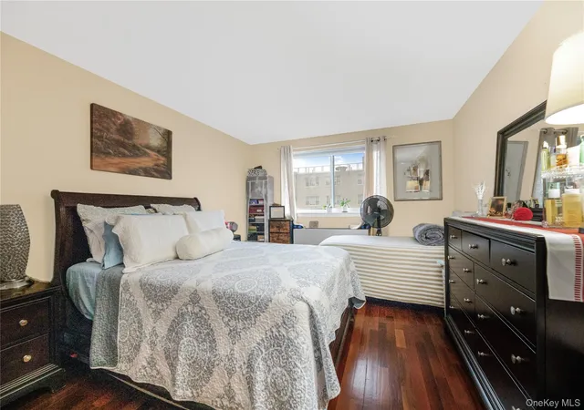 Photo 1 of Condo for sale at 3220 Fairfield Ave #5A, New York, NY 10463 | MLS# 964363 | Listing updated on 2026-09-20