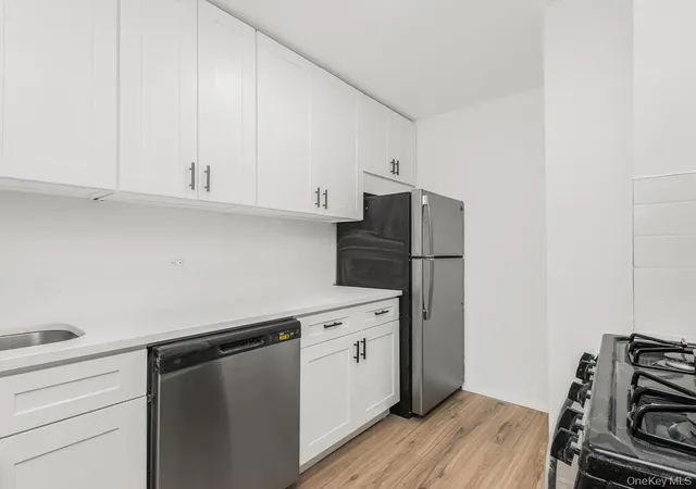 2nd image of 3363 Sedgwick Ave #4L, Bronx, NY 10463 | MLS# 964373