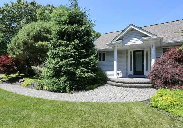 3rd image of 89 Spook Rock Rd, Suffern, NY 10901 | MLS# 964405