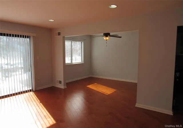Photo 3 of Sale Pending at 302 Town Hl Rd #302, Clarkstown, NY 10954 | MLS# 964411 | Listing updated on 2026-06-21
