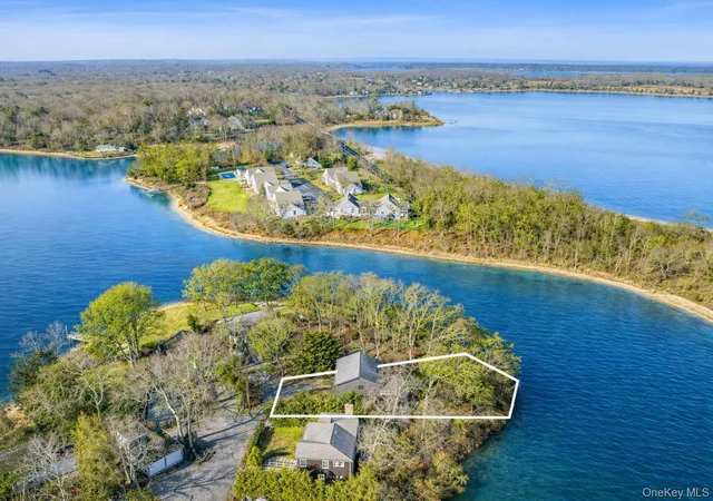 Homes for sale in Southampton, NY | 9 Helens Ln, Southampton, NY 11968 | MLS# 964413