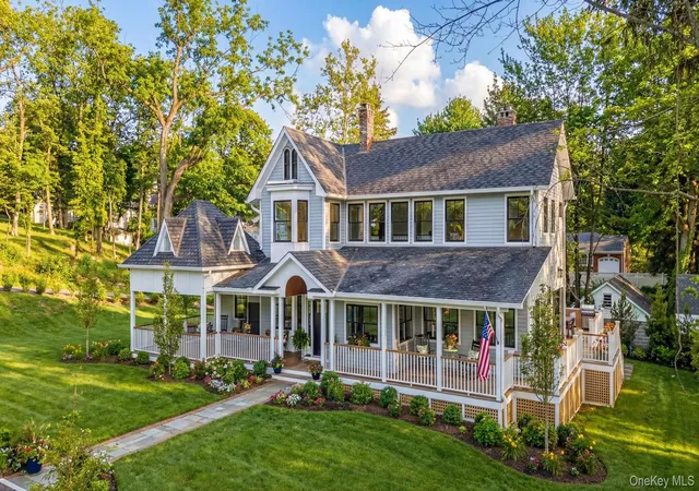 49th image of 227 Prospect Ave, Sea Cliff, NY 11579 | MLS# 964425