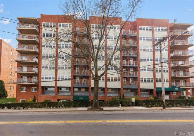 2nd image of 370 Westchester Ave, Rye Town, NY 10573