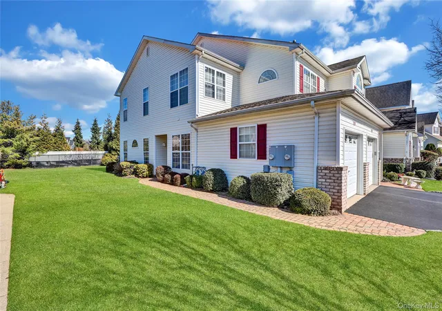 Photo 2 of Sale Pending at 85 Constantine Way, Brookhaven, NY 11766 | MLS# 964448 | Listing updated on 2026-09-04