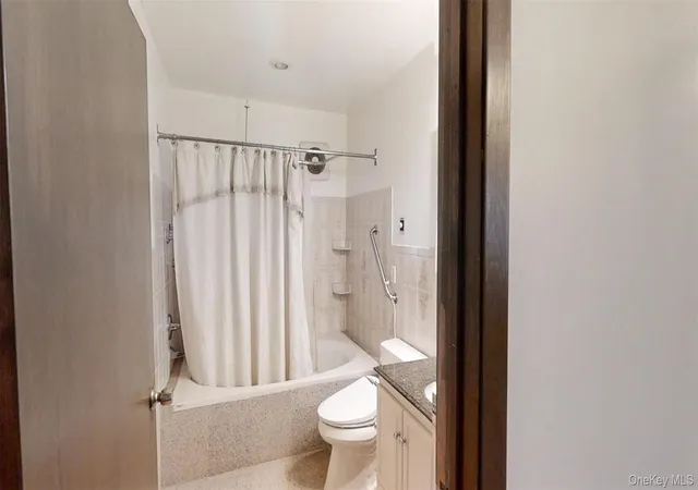 Photo 3 of Sale Pending at 217 Lincoln Ave, Rockville Centre, NY 11570 | MLS# 964530 | Listing updated on 2026-08-18