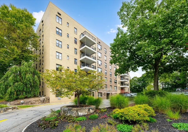 Photo 26 of Sale Pending at 25 Stewart Pl #716, Mount Kisco, NY 10549 | MLS# 964573 | Listing updated on 2026-07-10