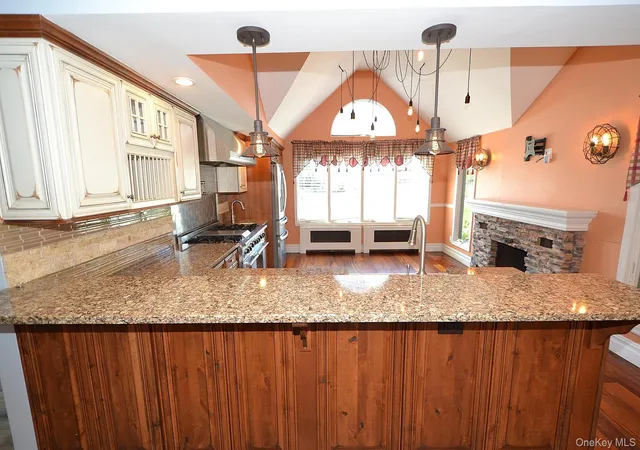 Photo 3 of Sale Pending at 85 Virginia Ave, Ronkonkoma, NY 11779 | MLS# 964643 | Listing updated on 2026-09-19