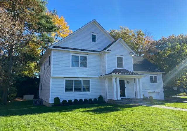 2nd image of 299 Stratton Rd, New Rochelle, NY 10804 | MLS# 964716