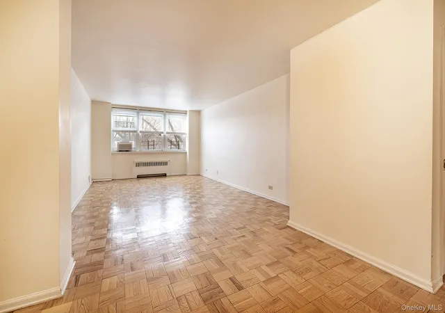 2nd image of 25 Knls Crescent, New York, NY 10463
