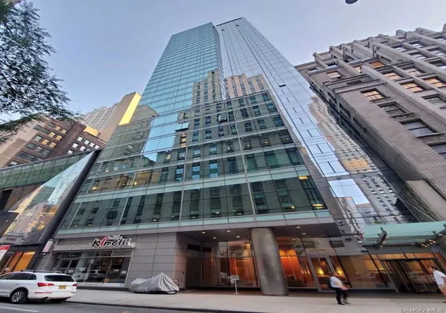 Condo for sale at 18 W 48th Street #17D, New York, NY 10036 | MLS# 964817 | Listing updated on 2026-05-08