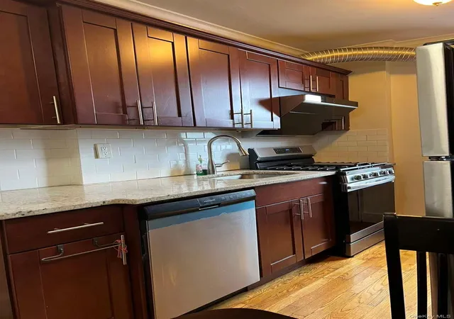 Listing Photo 4 - Condo for sale in building located at 15010 71St Ave, New York, NY 11367 - Unit #6J