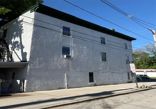 4th image of 145 William St, Newburgh, NY 12550 | MLS# 964855