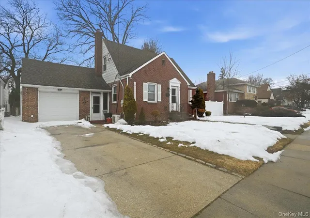 Homes for sale in Hempstead, NY | 846 Harrison St, Hempstead, NY 11552 | MLS# 964864