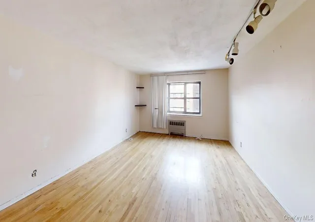 3rd image of 30 Fleetwood Ave #5J, Mount Vernon, NY 10552 | MLS# 964925