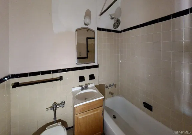 4th image of 30 Fleetwood Ave #5J, Mount Vernon, NY 10552 | MLS# 964925