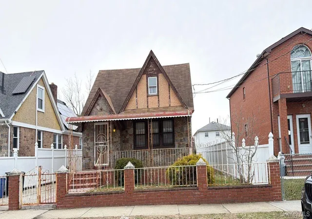 1st image of 135 15 220th Pl, Laurelton, NY 11413 | MLS# 964955