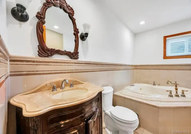 Photo 4 of Single family home for sale at 3263 Milburn Ave, Hempstead, NY 11510 | MLS# 965006 | Listing updated on 2026-10-17