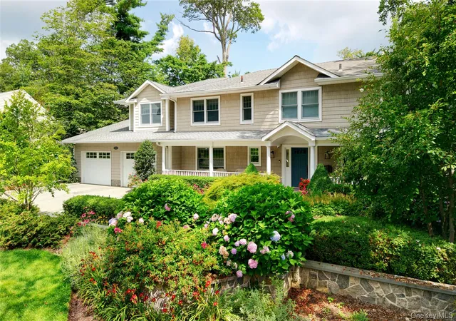 Photo 2 of Single family home for sale at 110 Birch Dr, North Hempstead, NY 11576 | MLS# 965029 | Listing updated on 2026-09-15