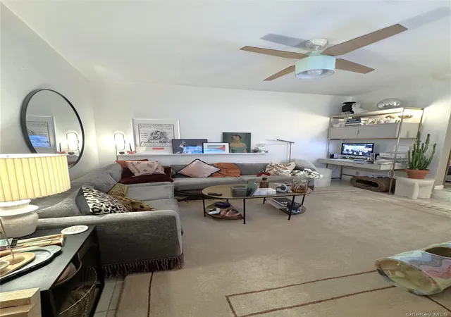 Listing Photo 4 - Condo for sale in building located at 396 Graham Ave, New York, NY 11211