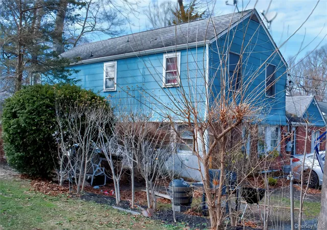 12th image of 26 Palm Rd, Brookhaven, NY 11778 | MLS# 965072