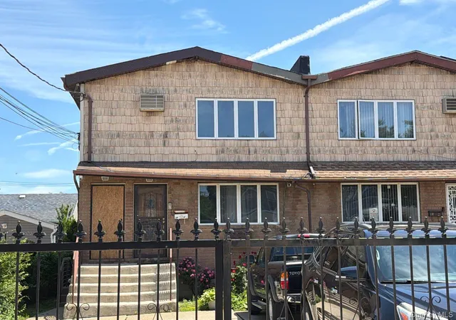 2nd image of 130 21 140th St, Jamaica, NY 11436 | MLS# 965092