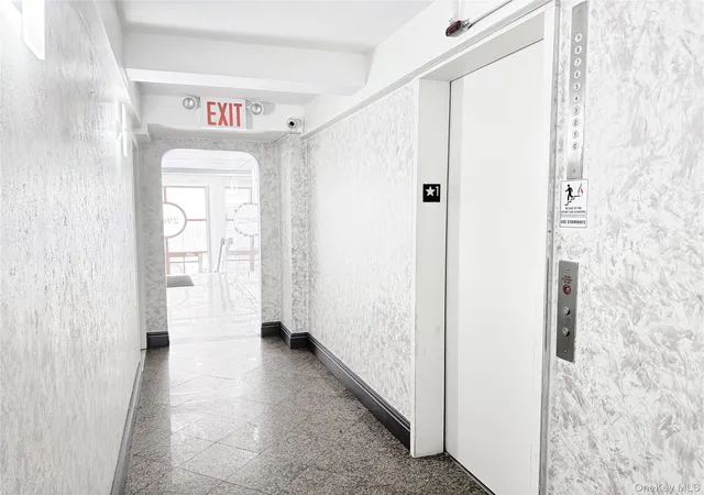 Listing Photo 4 - Condo for sale in building located at 2964 Brighton 6Th St, New York, NY 11235 - Unit #6B