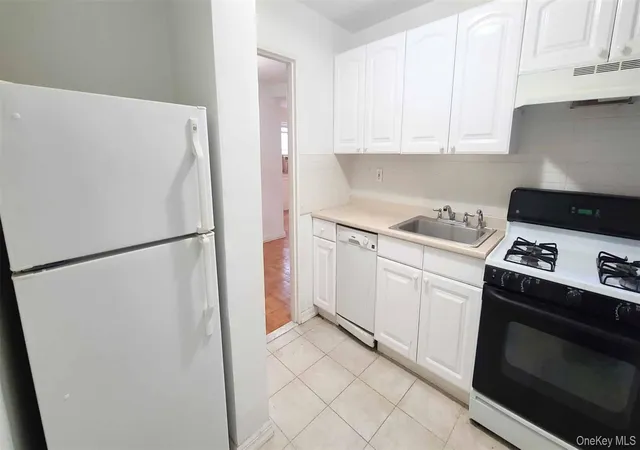 4th image of 82-39 134Th St, New York, NY 11435