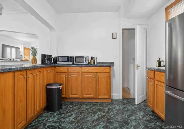 4th image of 18216 141St Ave, Springfield Gardens, NY 11413 | MLS# 965254