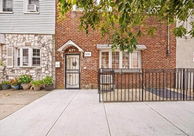 Photo 1 of House for sale at 976 Sackett Ave, Bronx, NY 10462 | MLS# 965418 | Listing updated on 2026-08-23
