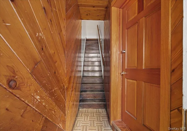 Photo 3 of House for sale at 976 Sackett Ave, Bronx, NY 10462 | MLS# 965418 | Listing updated on 2026-08-23