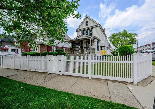 22nd image of 14019 Foch Blvd, Jamaica, NY 11436 | MLS# 965449