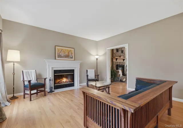 5th image of 580 Oscawana Lake Rd, Putnam Valley, NY 10579 | MLS# 965469