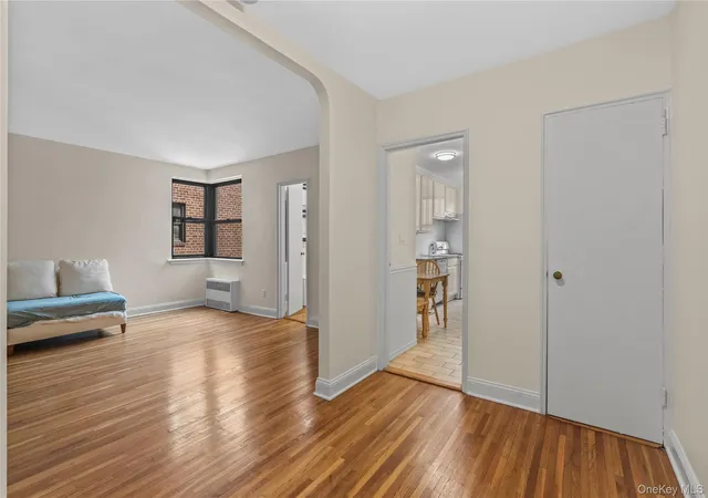 3rd image of 142 Garth Rd #4Q, Eastchester, NY 10583 | MLS# 965551