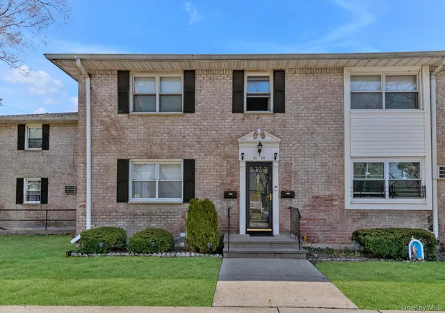 1st image of 8105 268th St #228A, New York, NY 11040 | MLS# 965570