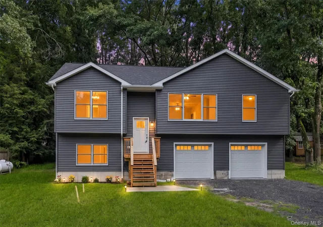 Photo 1 of Single family home for sale at 6 Mark Dr, Deerpark, NY 12771 | MLS# 965601 | Listing updated on 2026-10-01