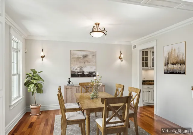 4th image of 147 Eaton Ln, Islip, NY 11795 | MLS# 965613