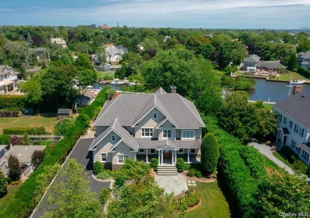 50th image of 147 Eaton Ln, Islip, NY 11795 | MLS# 965613