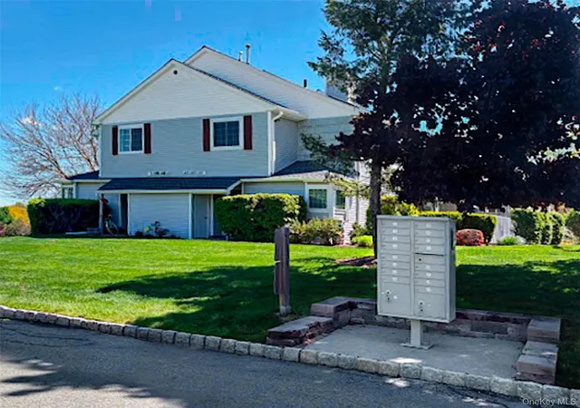 Homes for sale in Warwick (town), NY | 3 Magnolia Ln, Warwick (town), NY 10990 | MLS# 965629