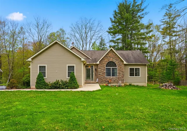 Homes for sale in Mamakating, NY | 576 Burlingham Rd, Mamakating, NY 12721 | MLS# 965775