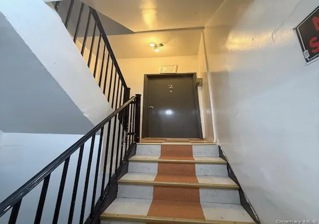 Listing Photo 4 - Condo for sale in building located at 686 Fairview Ave, New York, NY 11385